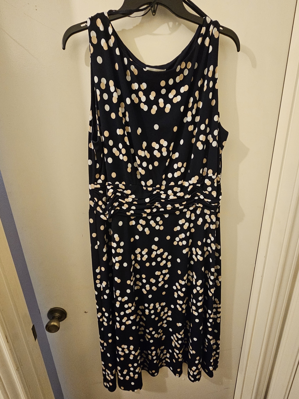 Sleeveless Navy Dot Print Midi Dress - Classic Polka Elegance